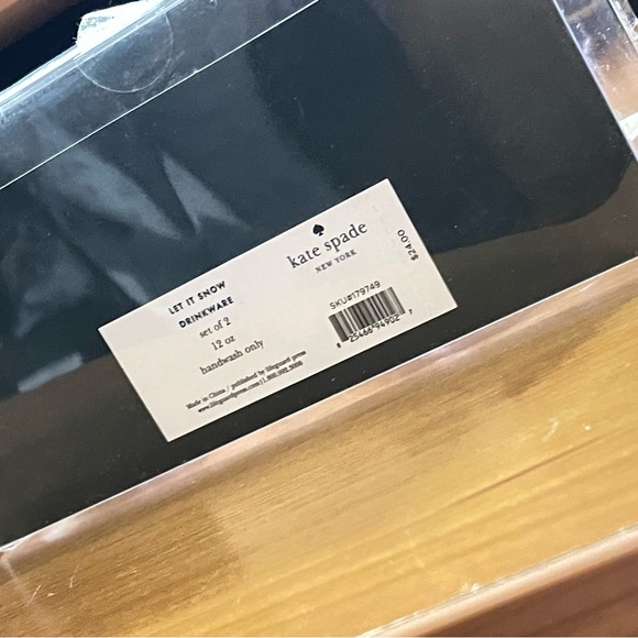 Brand New Kate Spade "Let it snow" bucket cups. Set of 2 - Picture 3 of 3